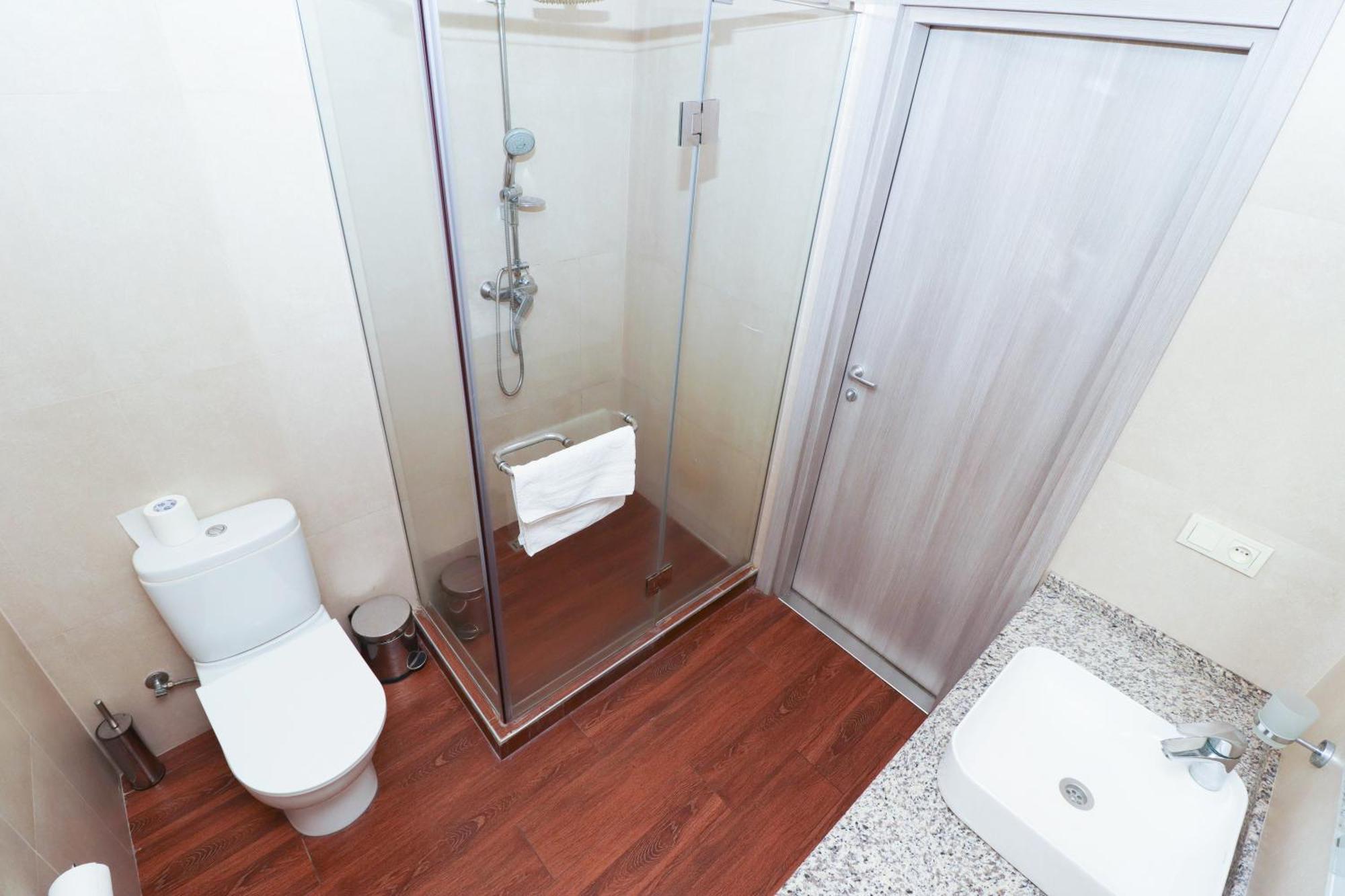 Mandarin Hotel Yerevan Ngoại thất bức ảnh
